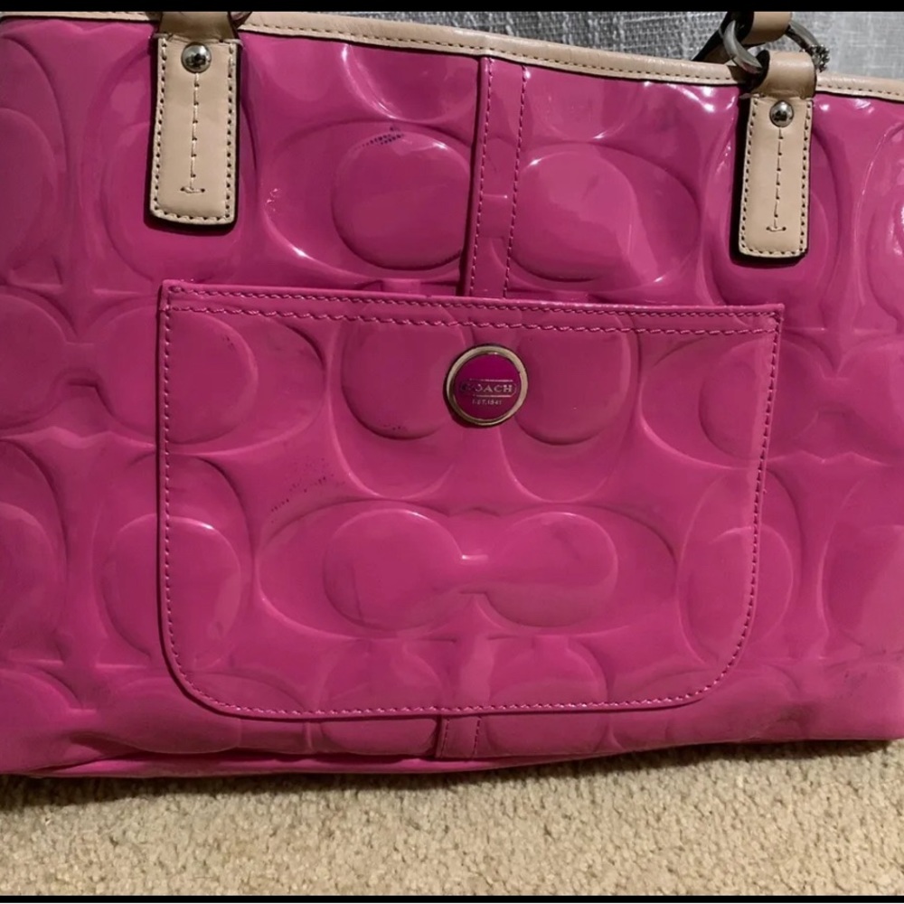 Authentic COACH Patent Leather Signature Tote Bag Condition is New